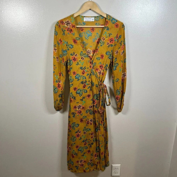 Faithfull The Brand Anthropologie Le Figuaro Floral Wrap Dress Size 2 Yellow - Picture 2 of 12